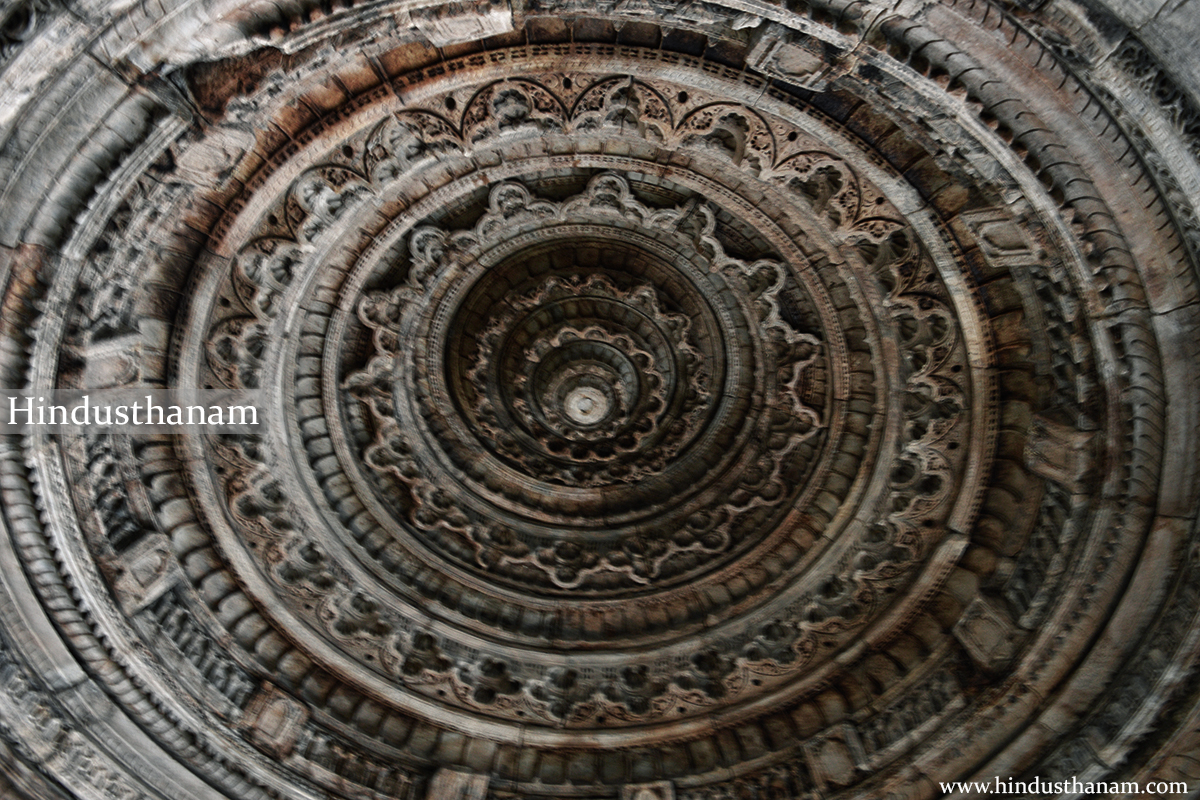 Carvings inside upper portions of Topkhana/ Sanskrit school