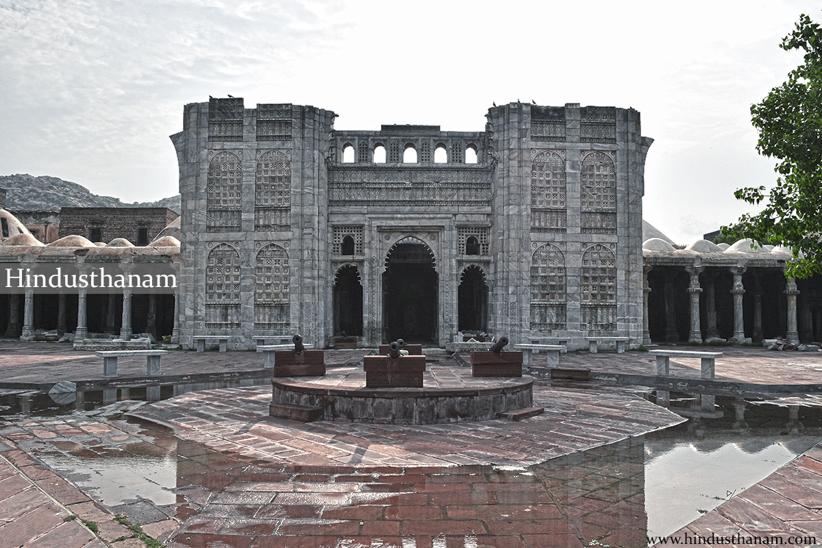 The Splendor of Ancient Sanskrit School  : Topkhana -Jalore