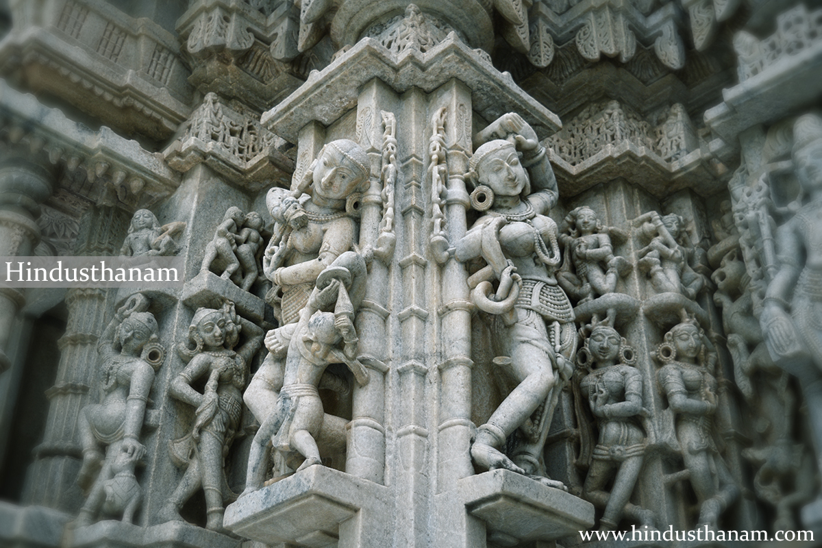 Sculptures on the wall of the temple