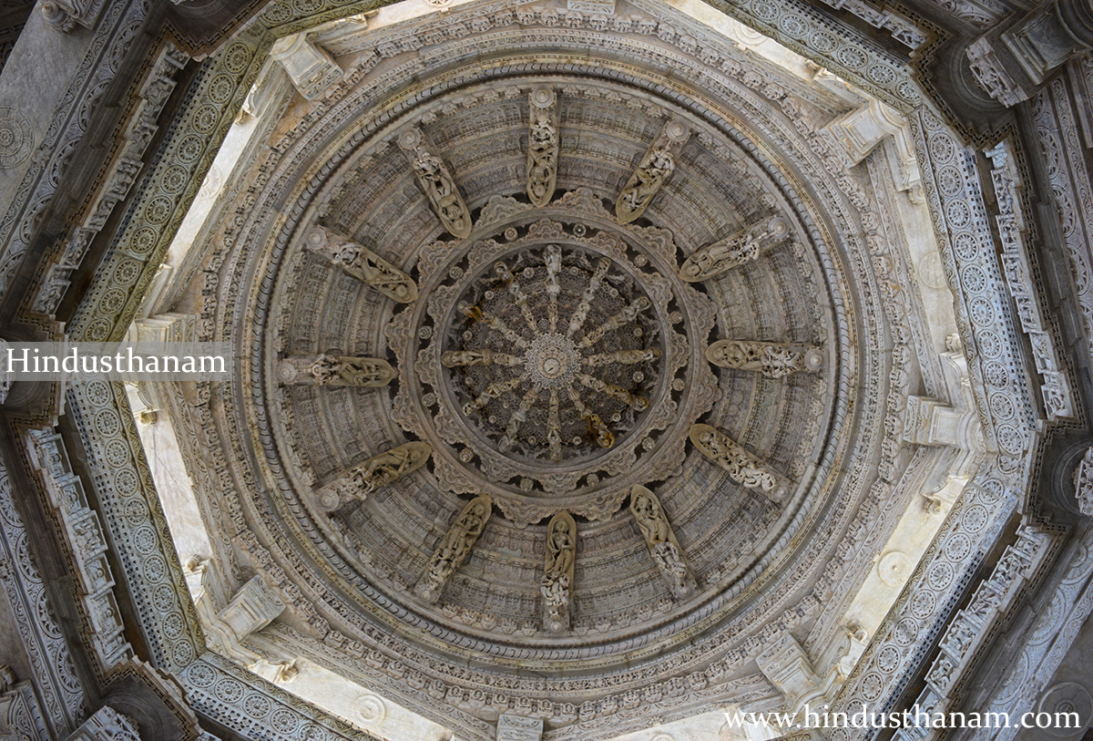 Sculptures Inside Chaumukha Jain Temple Ranakpur