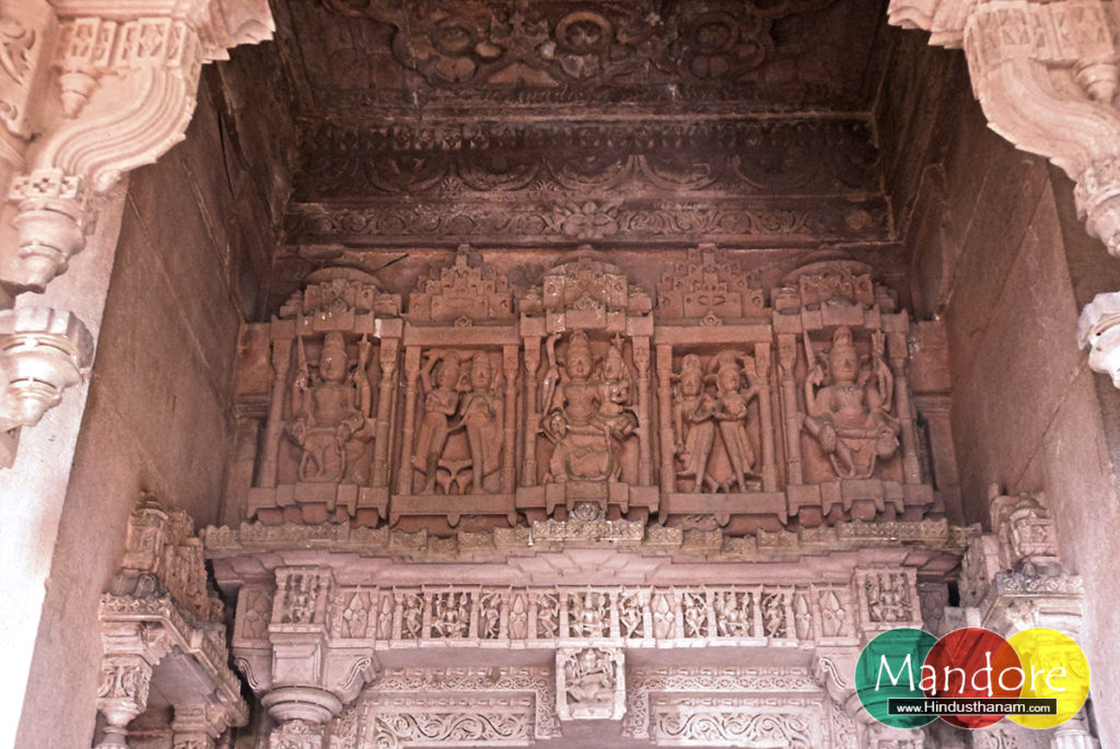 beautiful-artworks-inside-cenotaph-in-mandore-gardens-jodhpur