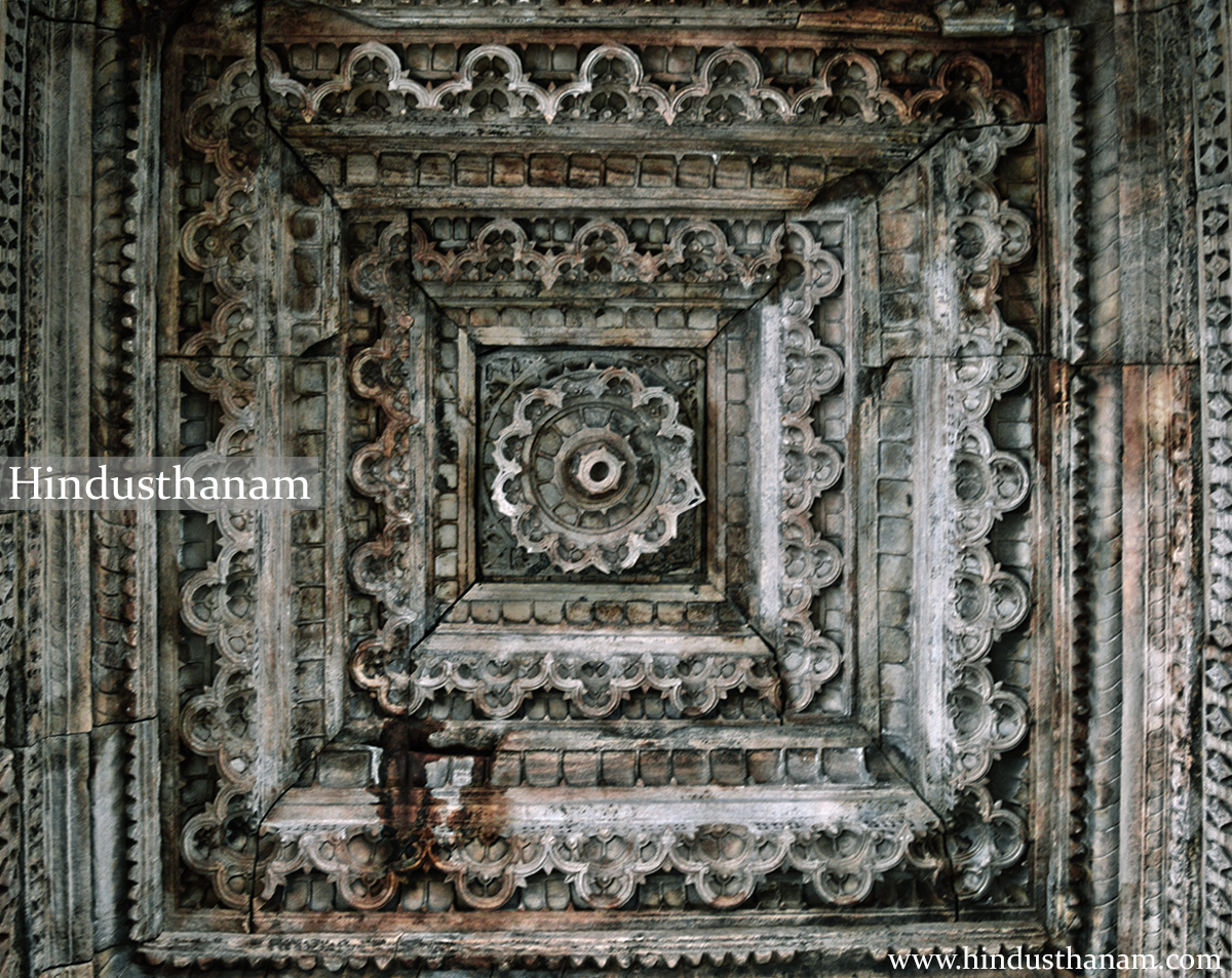 Carvings inside upper portions of Topkhana/ Sanskrit school